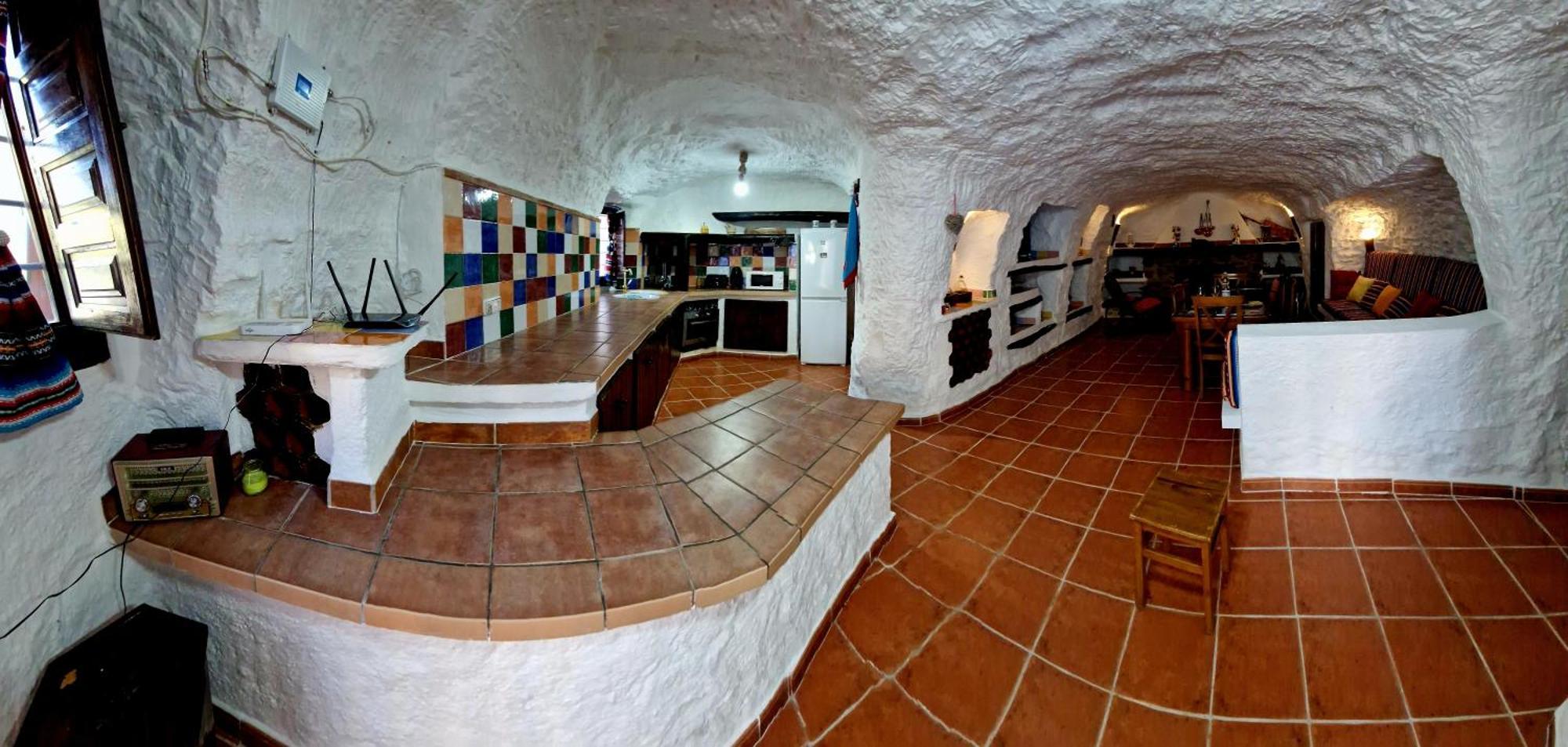 Casa Cueva Cascamorras "Capricho Andaluz" Baza Exteriör bild