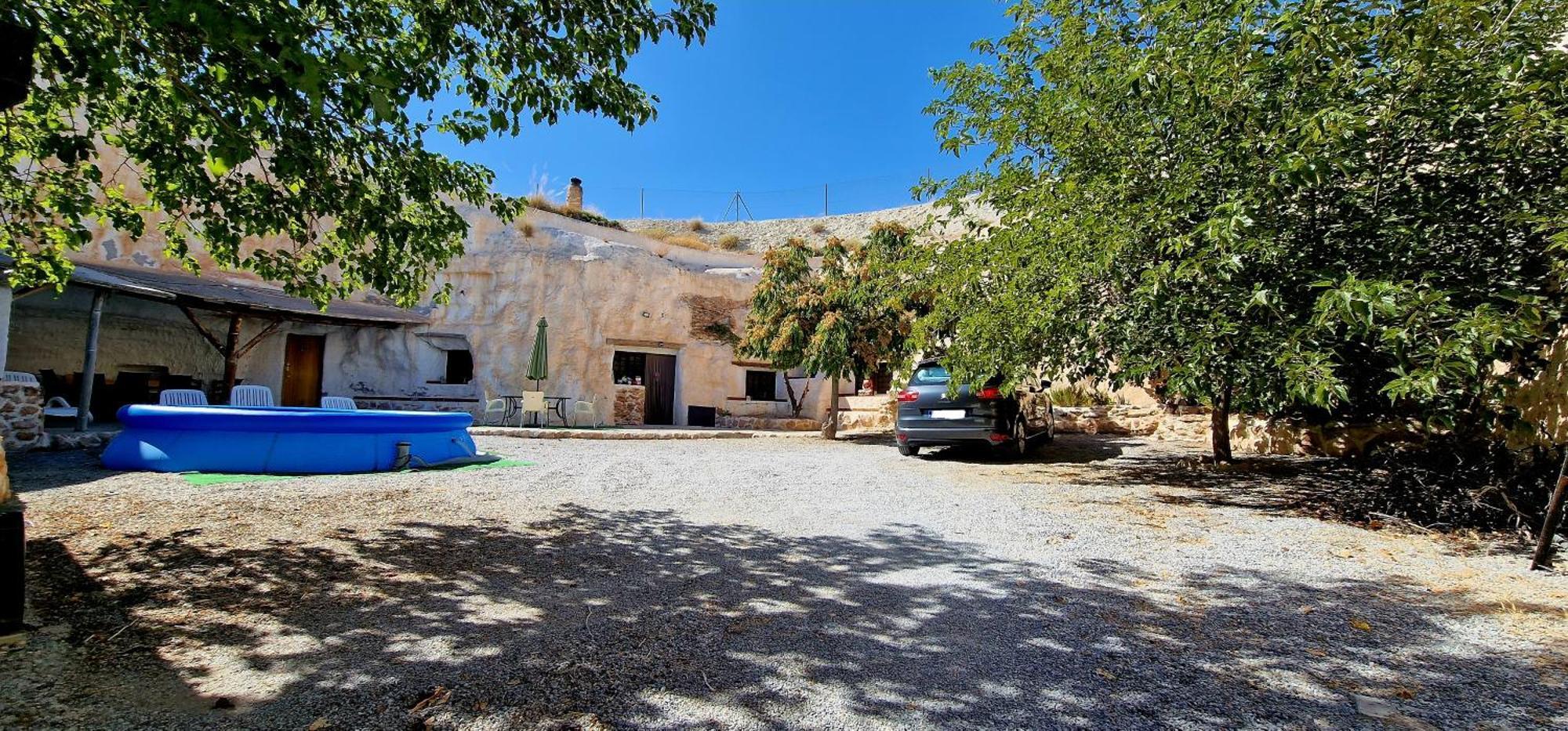 Casa Cueva Cascamorras "Capricho Andaluz" Baza Exteriör bild