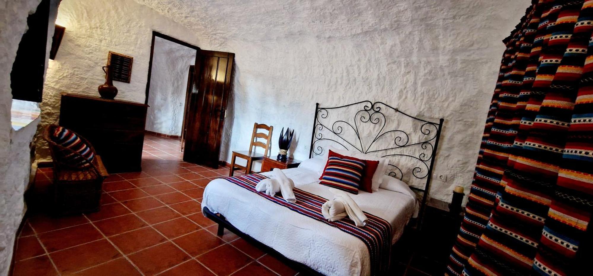 Casa Cueva Cascamorras "Capricho Andaluz" Baza Exteriör bild