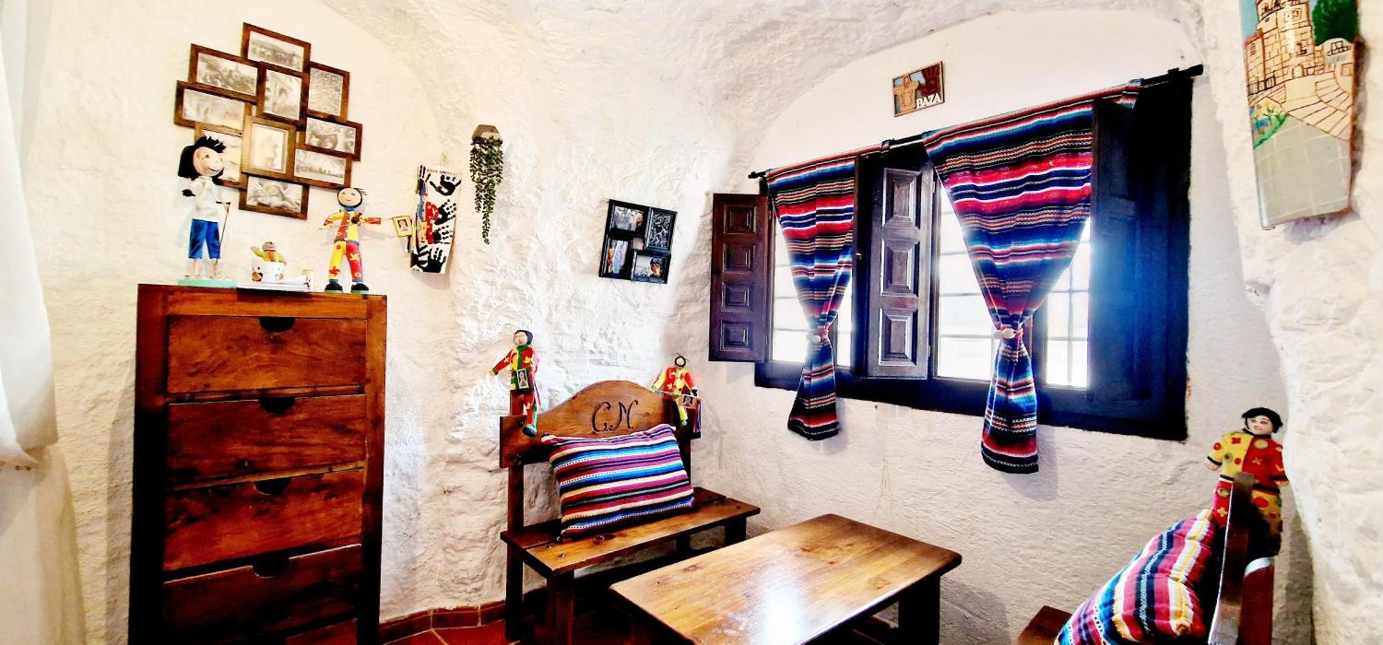 Casa Cueva Cascamorras "Capricho Andaluz" Baza Exteriör bild
